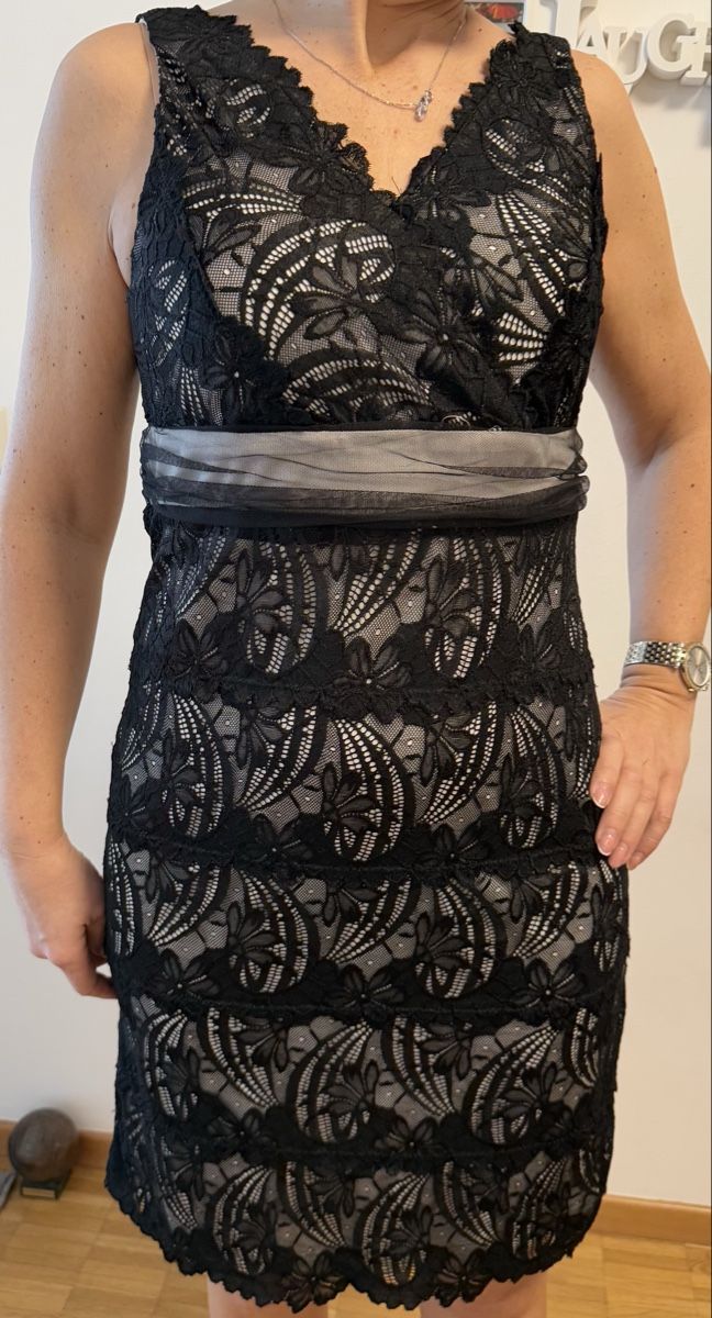 Vestiti: Robe cocktail noire dentelle T40 – Nuovo (secondo la descrizione) da Les Avanchets venduto da NR07