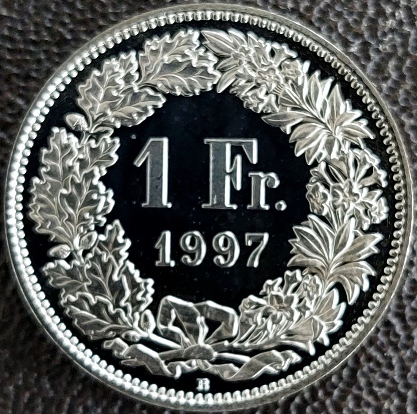 Tutti le monete: 1 Franken 1997 stgl. / aus Münzsatz – Nuovo (secondo la descrizione) da Arch venduto da coinsandmore