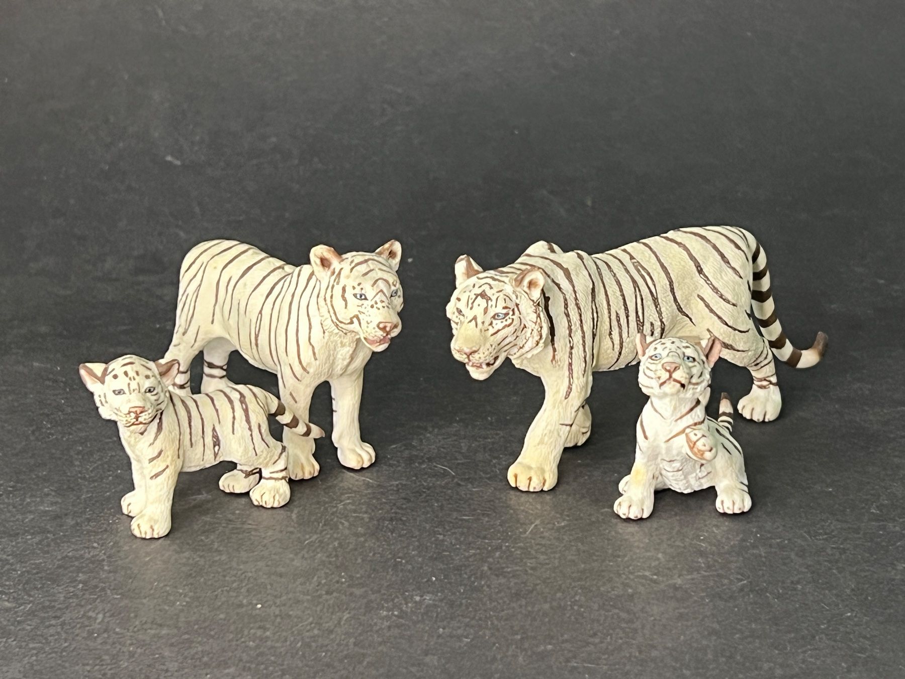 Schleich Statuette: Schleich Tiger weiß weiss Schneetiger – Usato da Ennetbaden venduto da mapa05