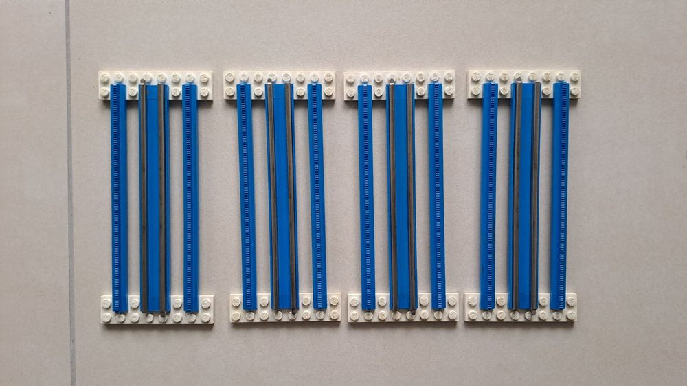 LEGO Eisenbahn Schienen blau 12V: 4 Gerade Sets (Gebraucht) in Thun für ...