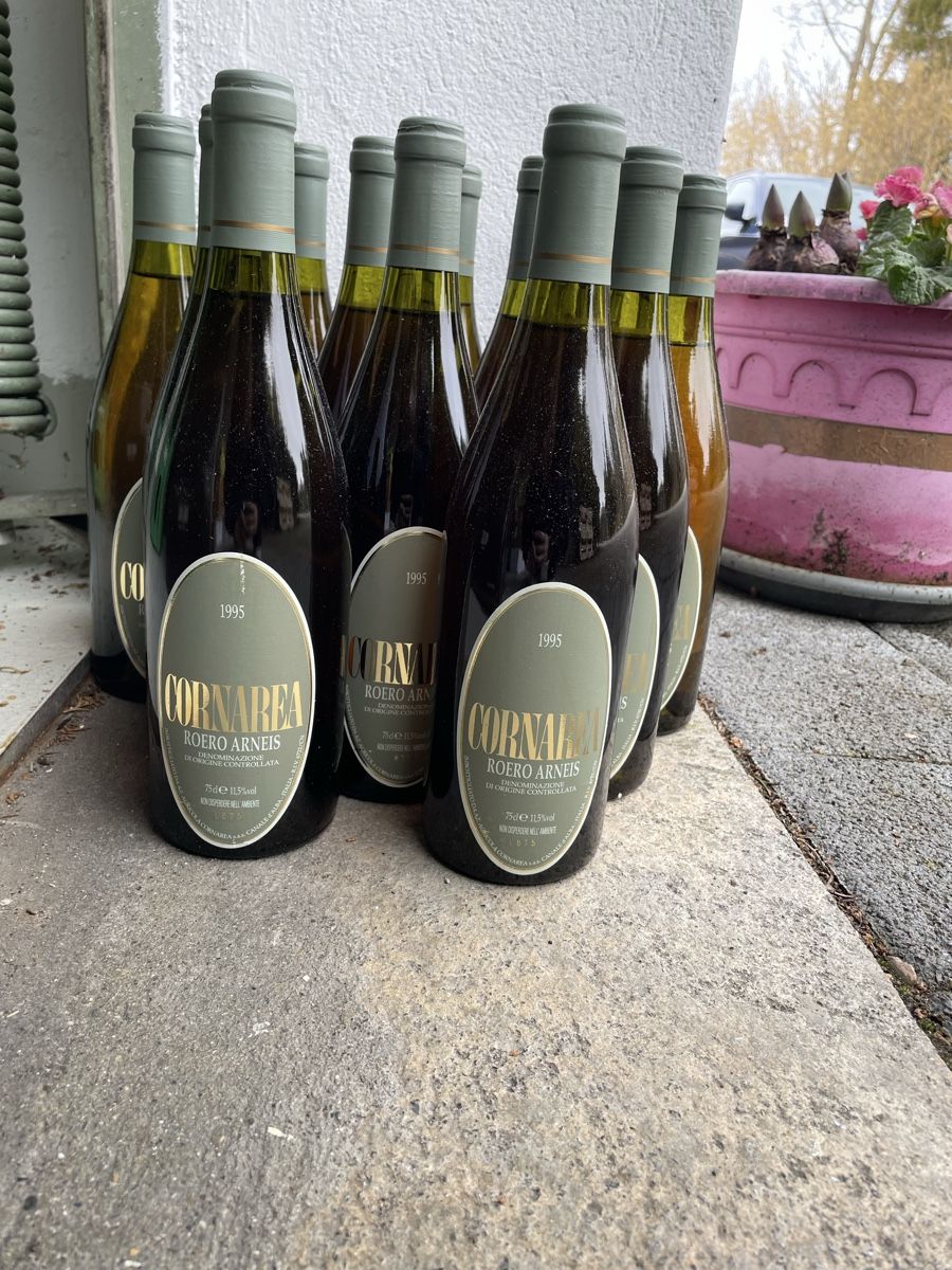 Vino: 12 Flaschen Cornarea Roero Arneis 1995, – Nuovo (secondo la descrizione) da Stein AR venduto da Pbachmann0 1