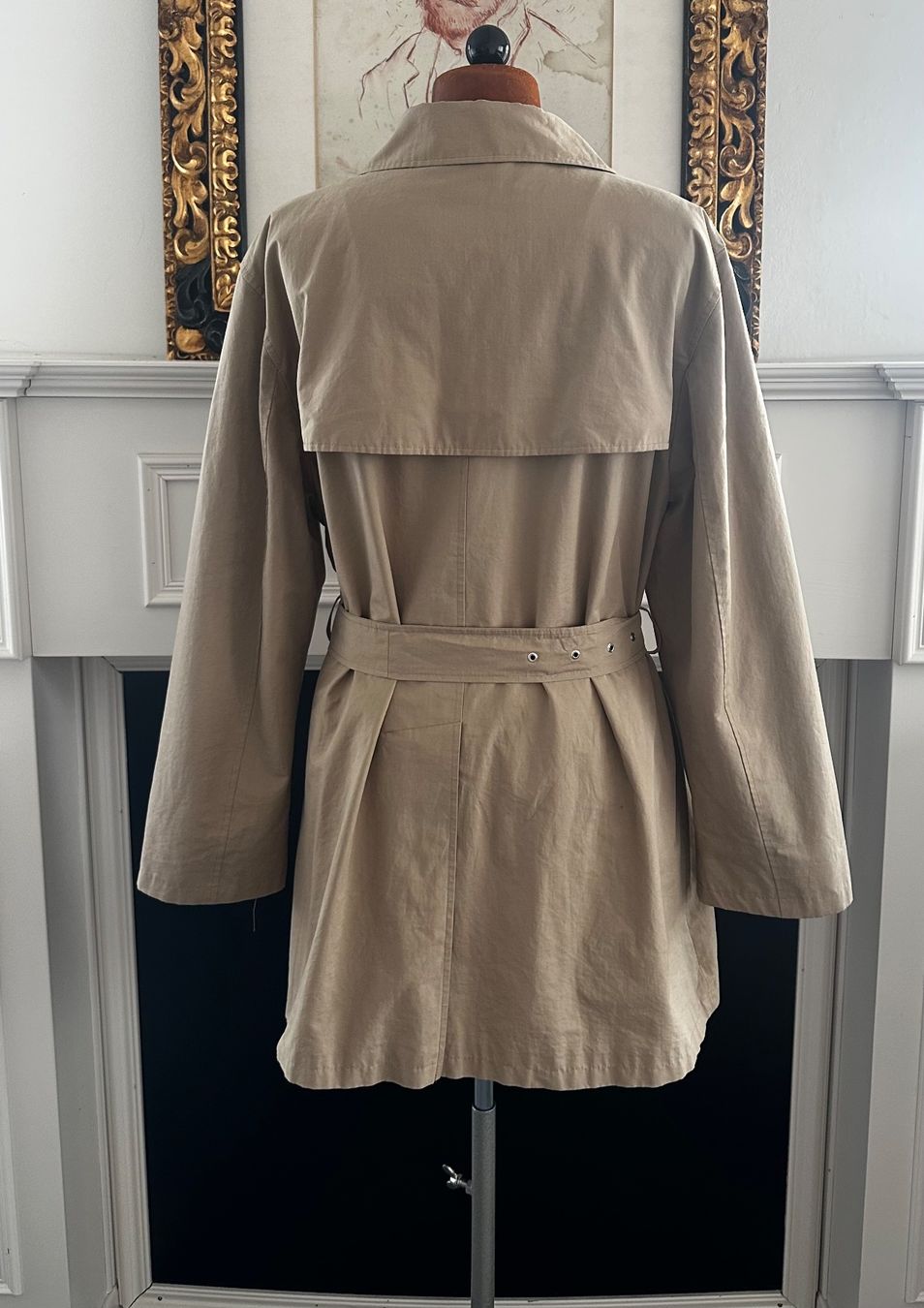 Gil Bret Cappotti: Gil Bret Trenchcoat Damen 42 – Usato da Liestal venduto da Ballybs 1