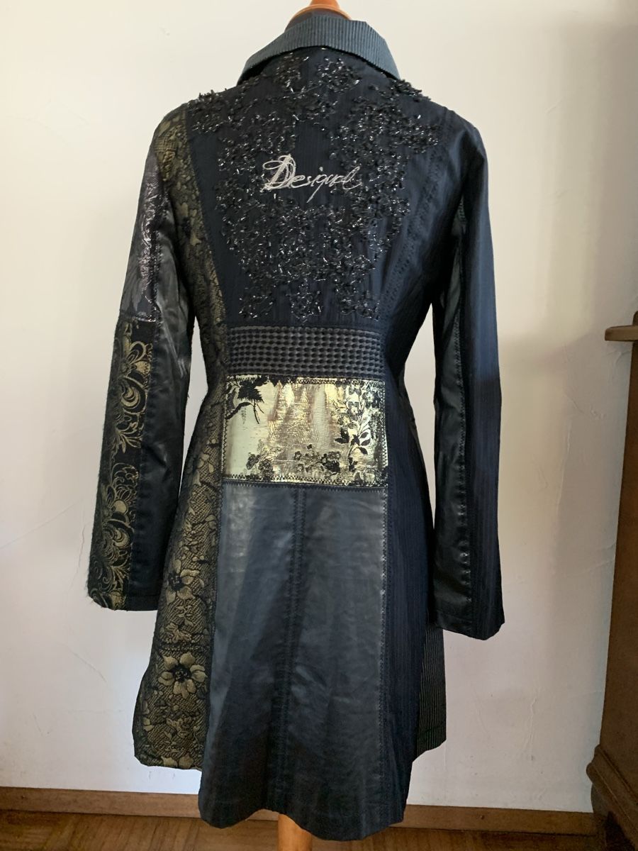 Desigual Cappotti: Desigual Mantel, Gr. 40 – Usato da Egg b. Zürich venduto da ohtannenbaum 2