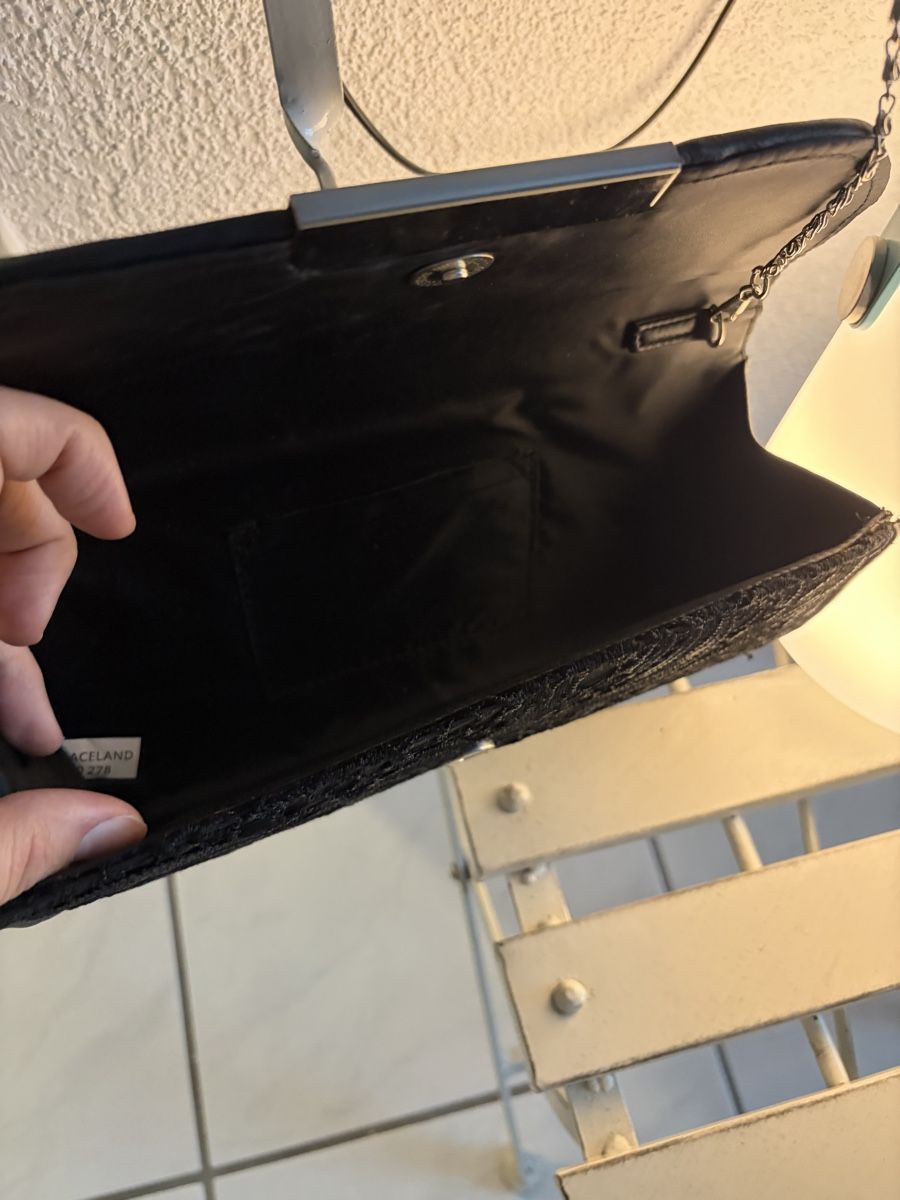 Borse da donna: Schwarze Tasche – Usato da Olten venduto da edona_muslija 5