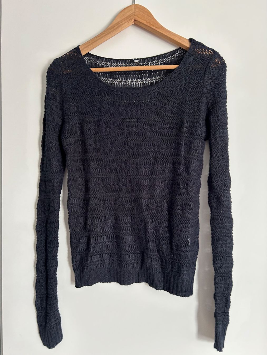 Pullover & Sweatshirts: Damenpullover Gr. S – Gebraucht aus Obergösgen von Andre118