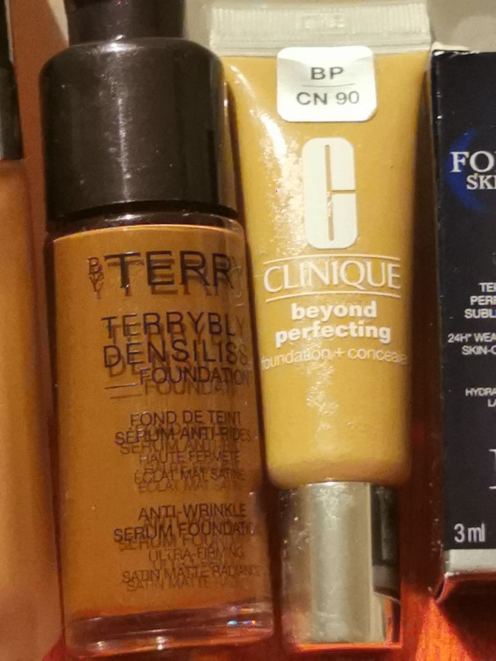 Clarins Make-up: Hochwertige Foundation-Cremes,5 Stück – Usato da Schlieren venduto da vlalif 2