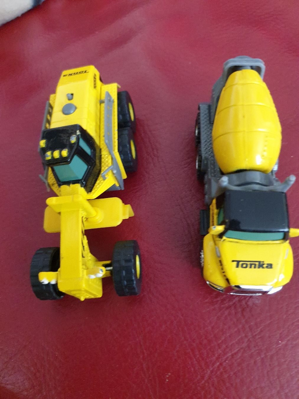 Tonka Modellini d'auto: 2 veicoli da cantiere Tonka – Usato da Viganello venduto da Priska.c 1