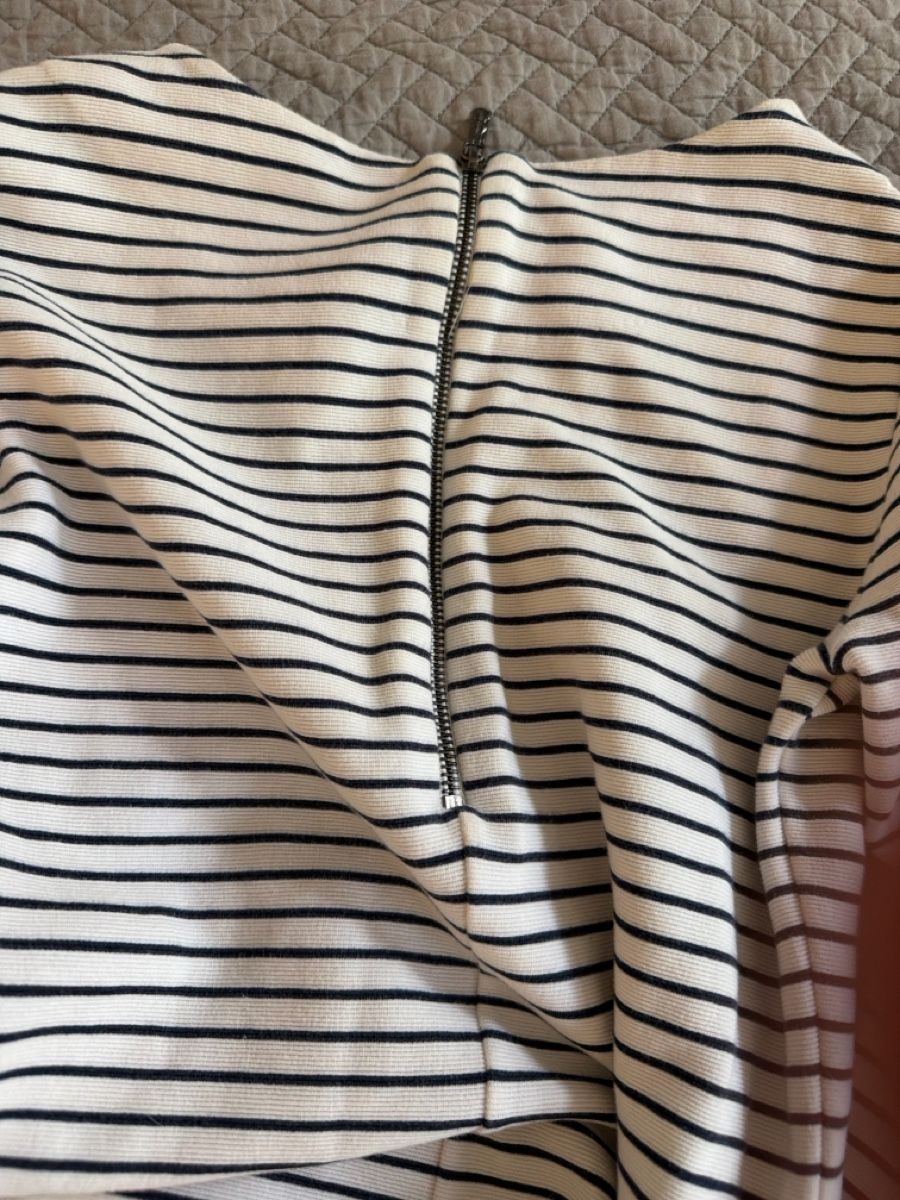 Hugo Boss Robes: Boss Kleid, kaum getragen  – D'occasion à Uerikon par ZurichCity01 2