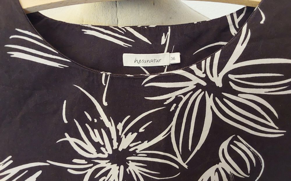 Hessnatur Camicette: Blusenshirt Tunika hessnatur 36 Baumwolle dunkelbraun – Usato da Köniz venduto da scopello12 2