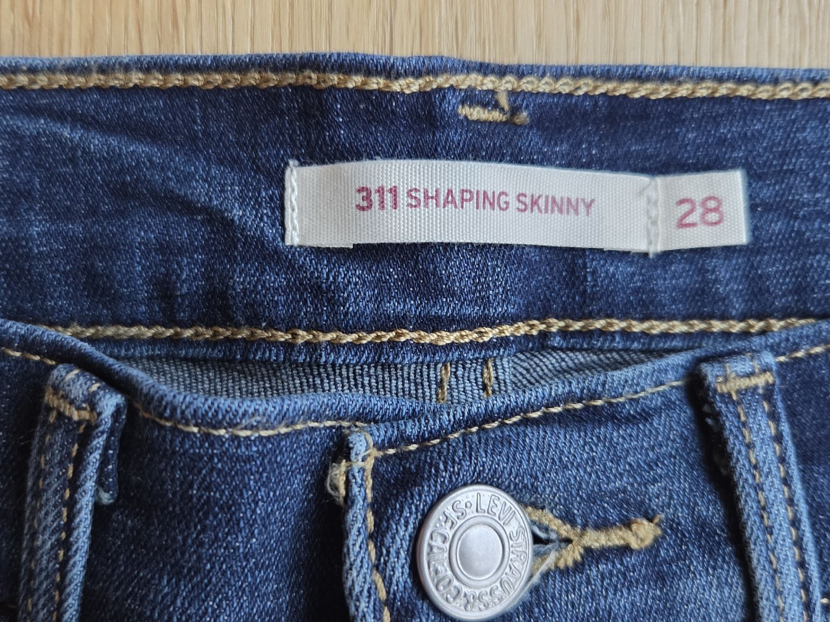 Levi's Jeans: schöne Jeans Levis, Levi Strauss – Neu (gemäss Beschreibung) aus Wiesendangen von Sinhuk 2