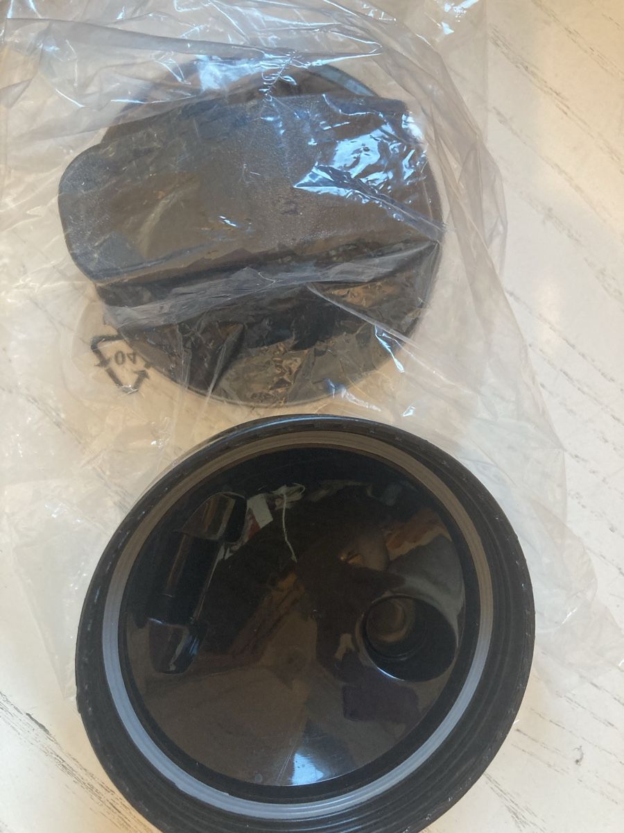 Appareils de cuisine: NutriBullet Replacement Cup and Lid Set New Condition – Neuf avec emballage d'origine à Zürich par sele_x 4