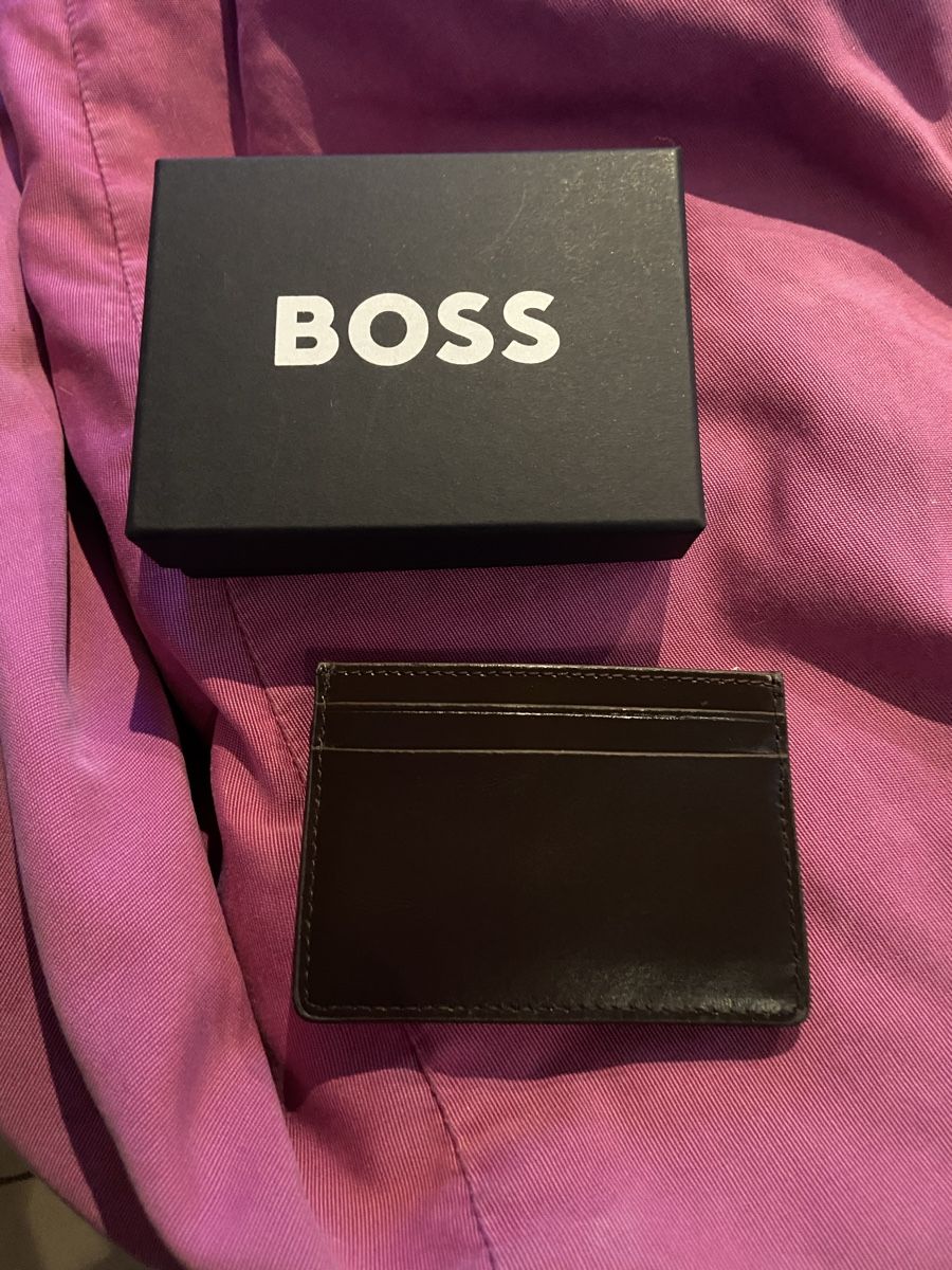 Hugo Boss Brieftaschen: Nuovo card holder Hugo Boss – Neu und originalverpackt aus Davesco-Soragno von dvf_7h6d 1