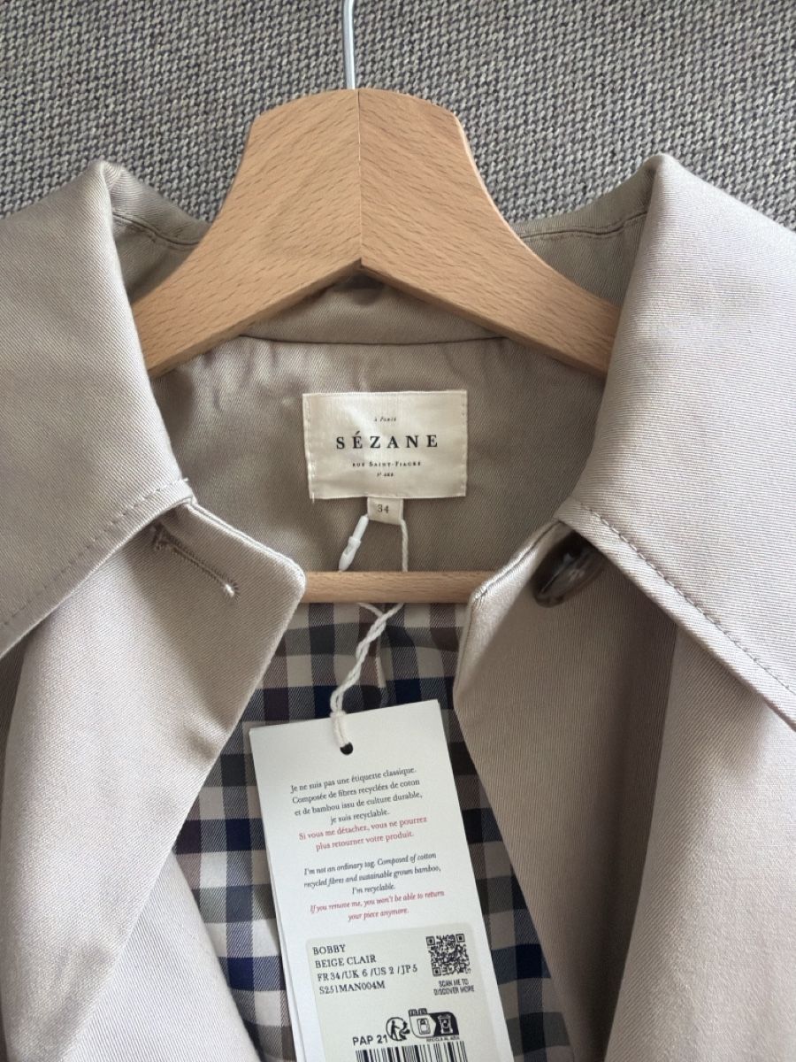 Sezane Cappotti: Sezane short trench new with tags 34 – Nuovo e nell'imballaggio originale da Zürich venduto da lanz28 1