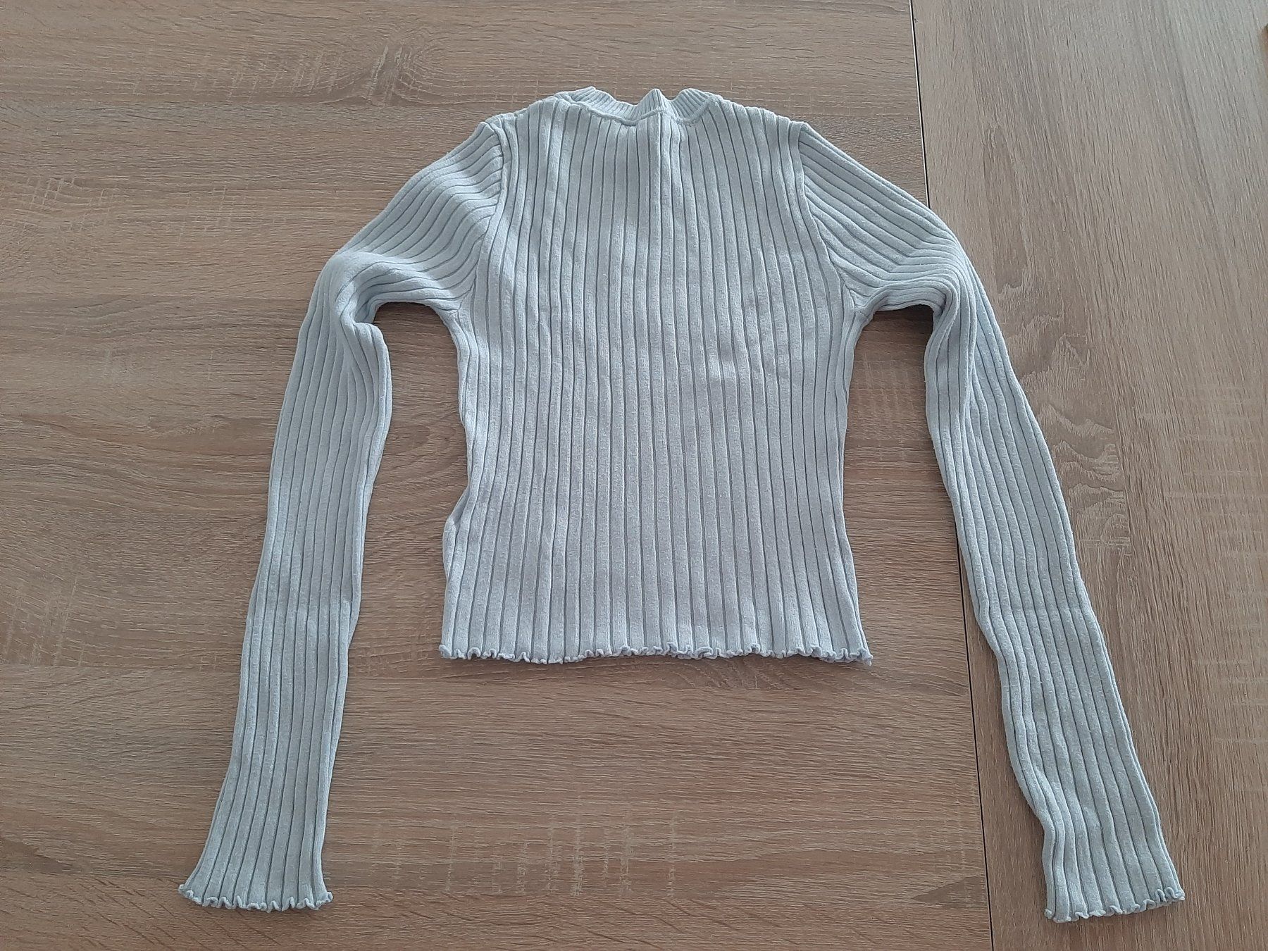 H&M Maglioni & Felpe: Pullover kurz geschnitten Gr. XS, hellblau – Usato da Menziken venduto da Rien1 5