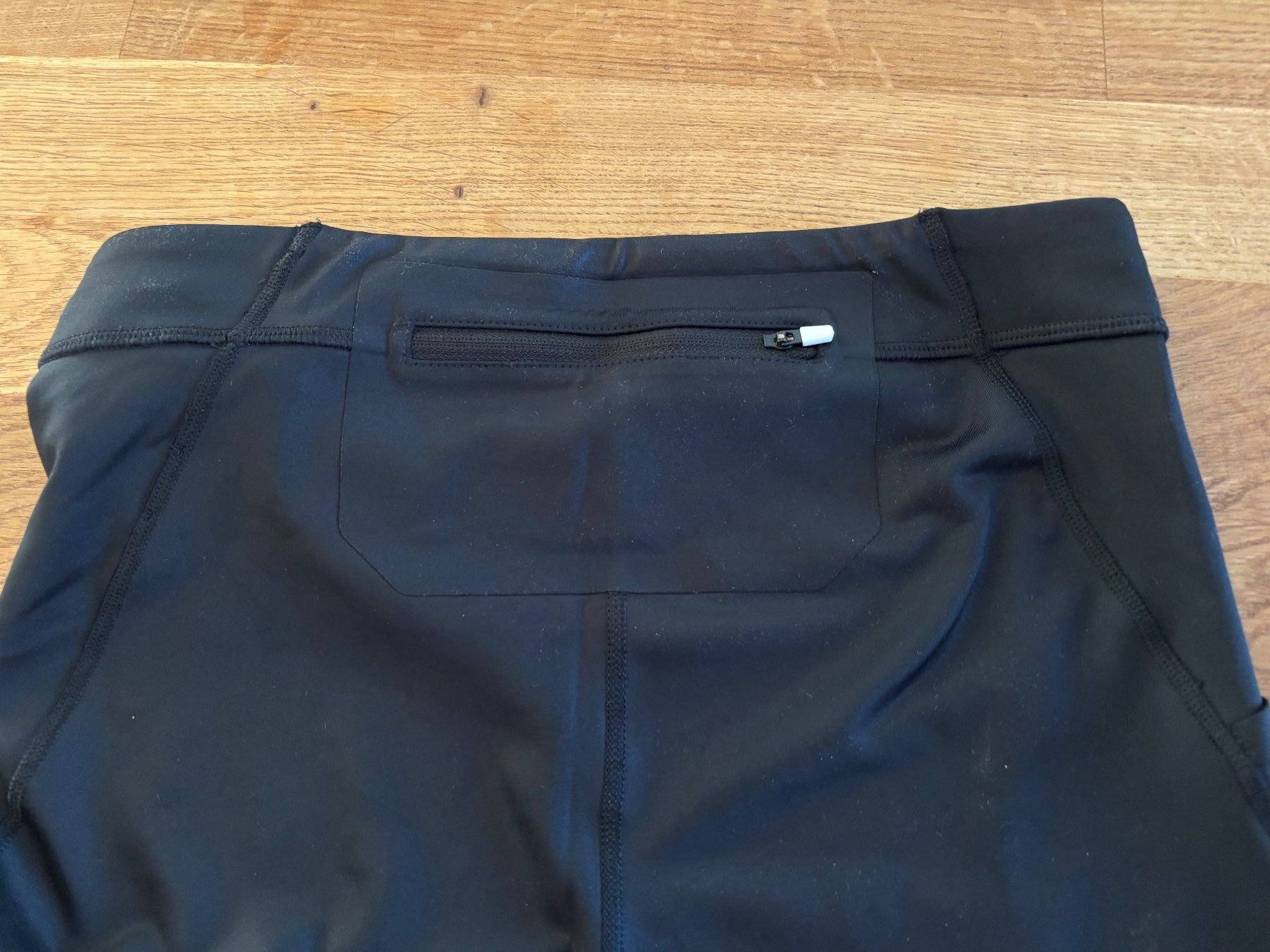 Pantaloni: ON Jogging Tights Herren M – Nuovo (secondo la descrizione) da Geuensee venduto da sonnetje 5