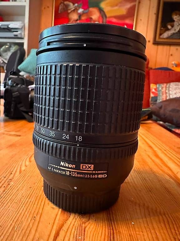 Fotocamera: Nikon D5600 mit viel Zubehör – Usato da Wilderswil venduto da adrian-haenggi 3
