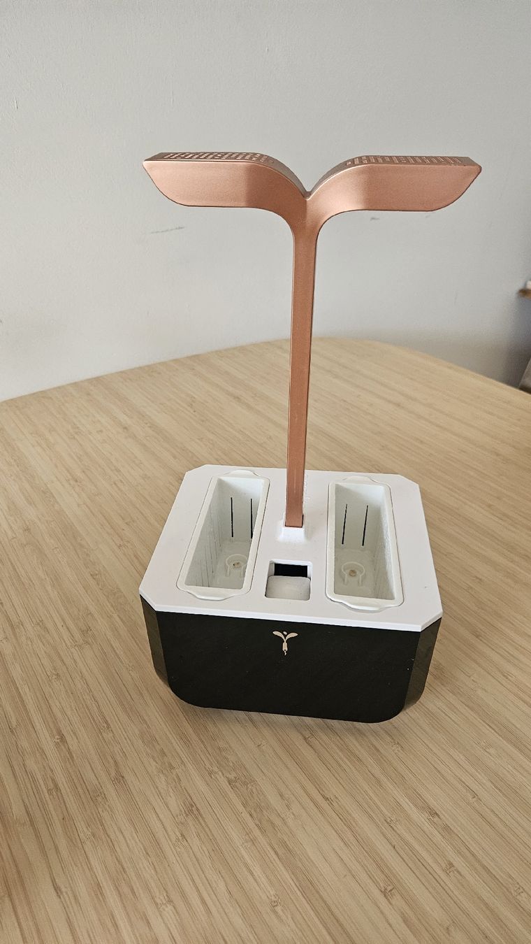 Altro: Indoor Garten Véritable Exksy Smart, Kräutergarten mit Lampe – Usato da Winterthur venduto da mic_87r7
