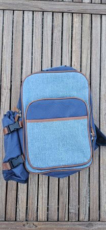 Kühltasche Rucksack blau mit braunen Akzenten guter Zustand
