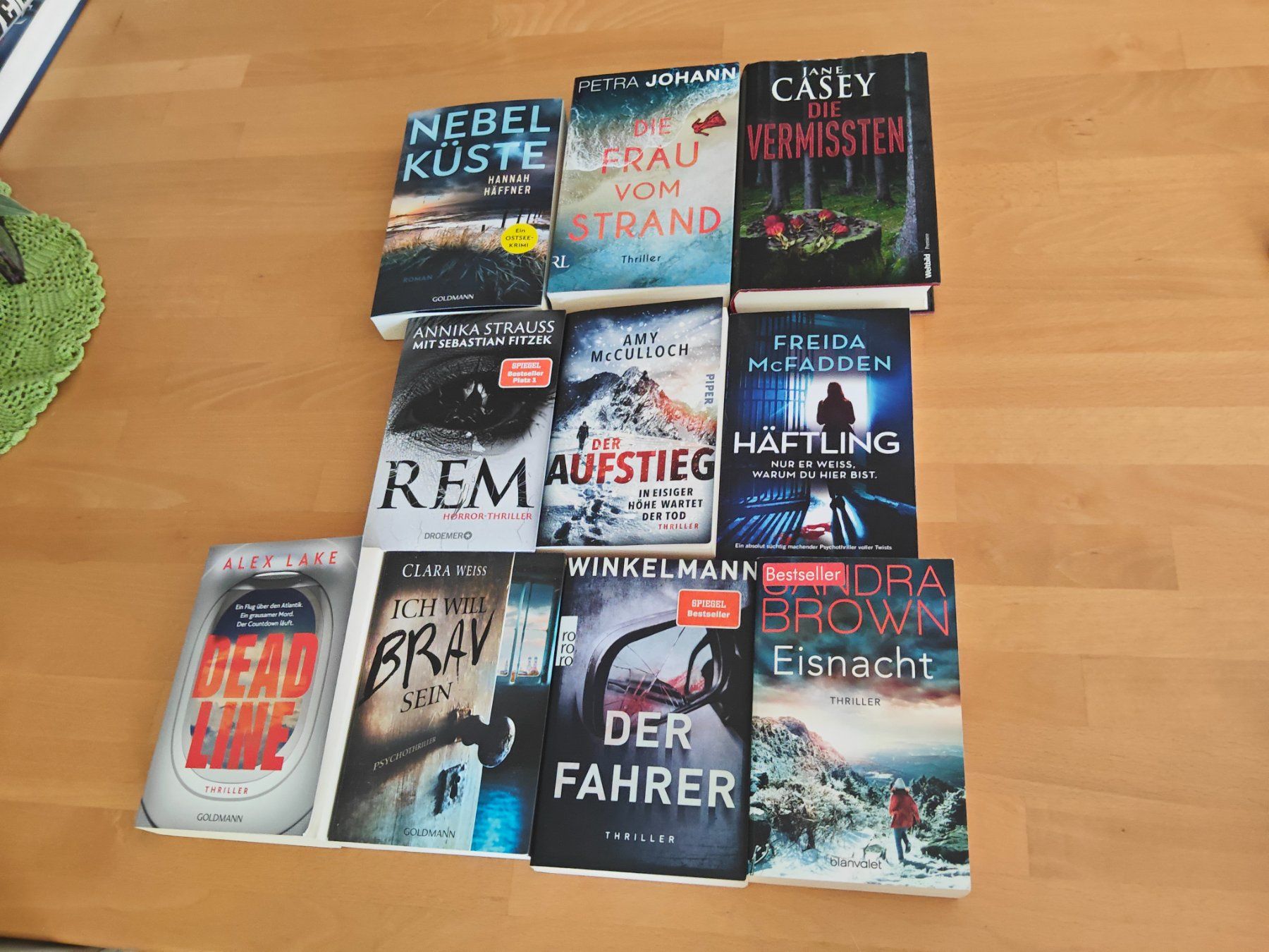 Bücher: 10 Krimis / Thriller – Gebraucht aus Staad SG von Hope80