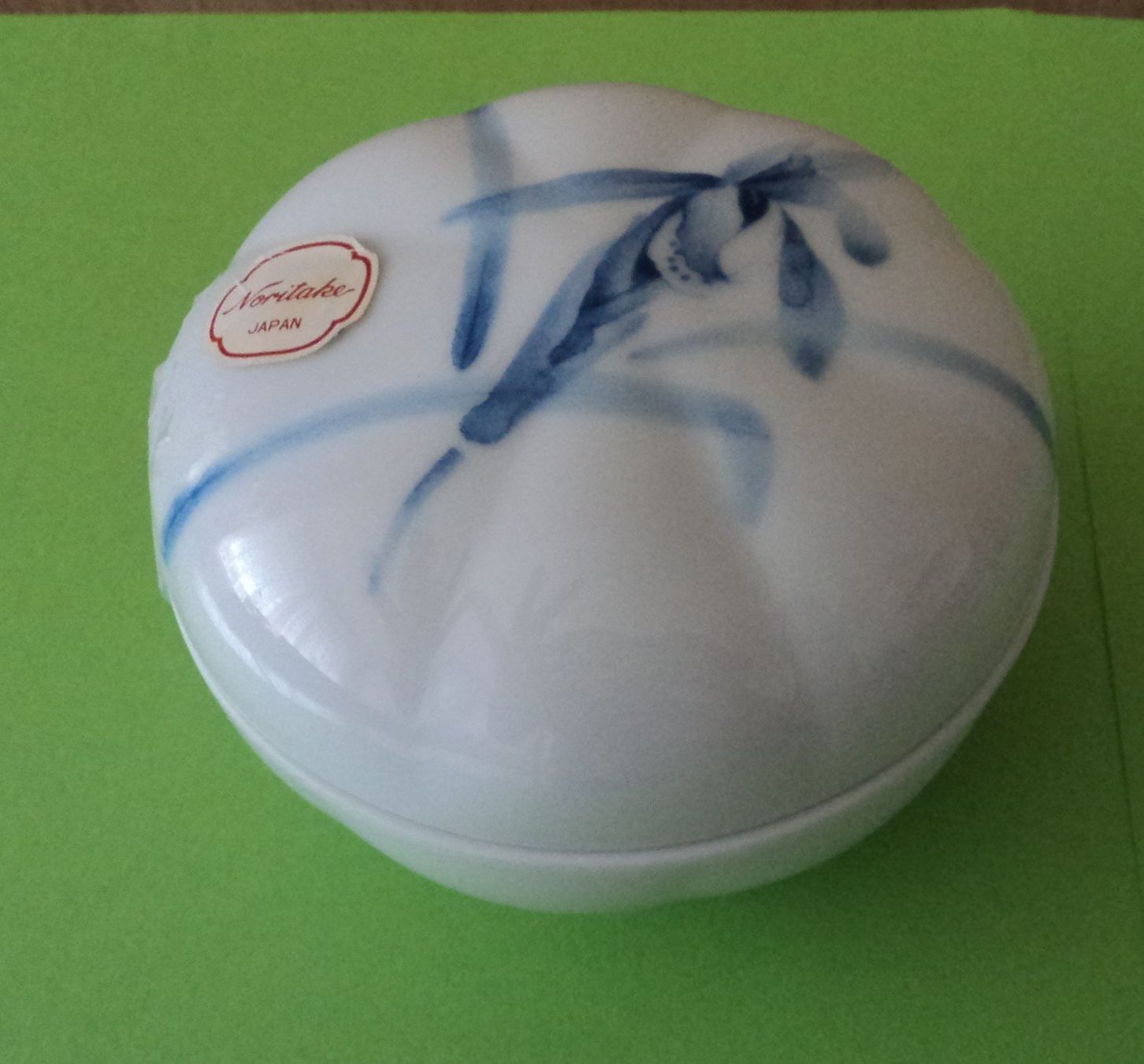 Ciotole: Porzellanschale Noritake Japan – Nuovo (secondo la descrizione) da Basel venduto da maripas17