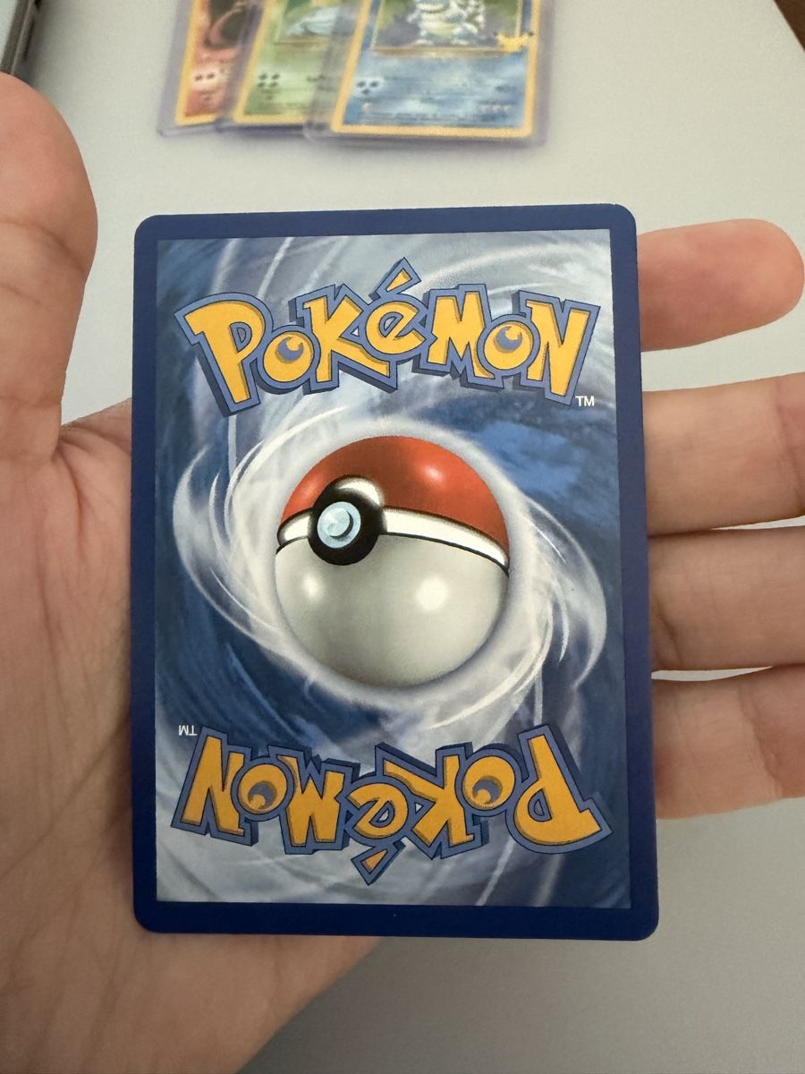 Pokémon Carte collezionabili: Pokémon - Dracaufeu 4/102 célébration – Nuovo (secondo la descrizione) da Morges venduto da Laoukdez 1