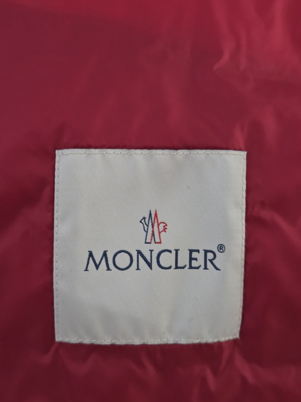 Moncler Gilets & Westen: Moncler, Gilet, Weste – Neu (gemäss Beschreibung) aus Wiesendangen von Sinhuk 3