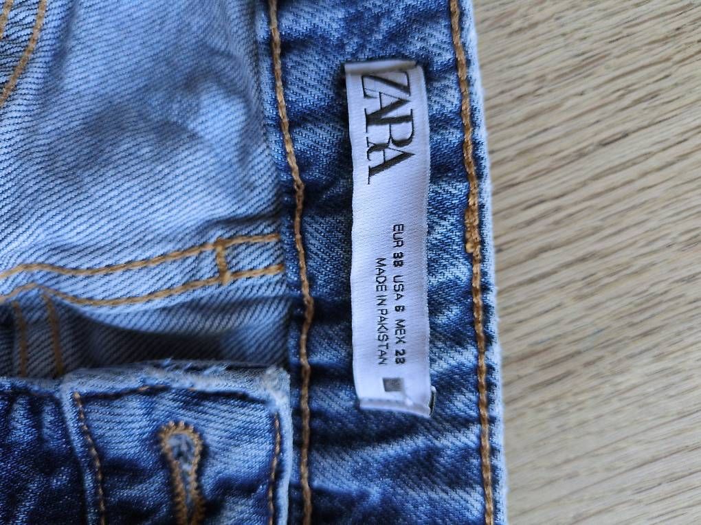 Jeans: Mom jeans – Usato da Flums venduto da tin_zk28 1