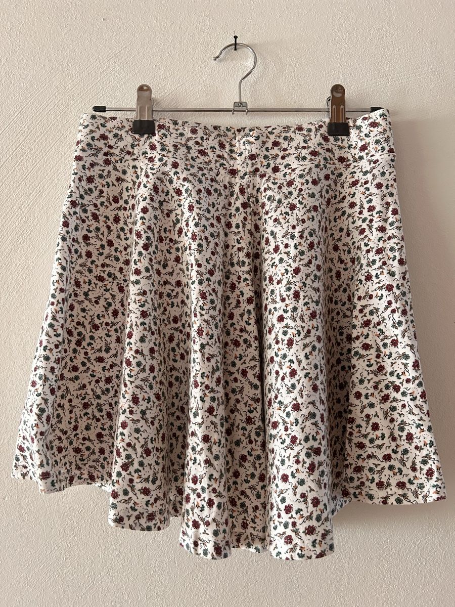 Gonne: Damen Rock mit Blumenmuster, Grösse S – Usato da Wetzikon ZH venduto da rachele_nocco 2