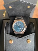 Girard Perregaux Laureato 42mm blue