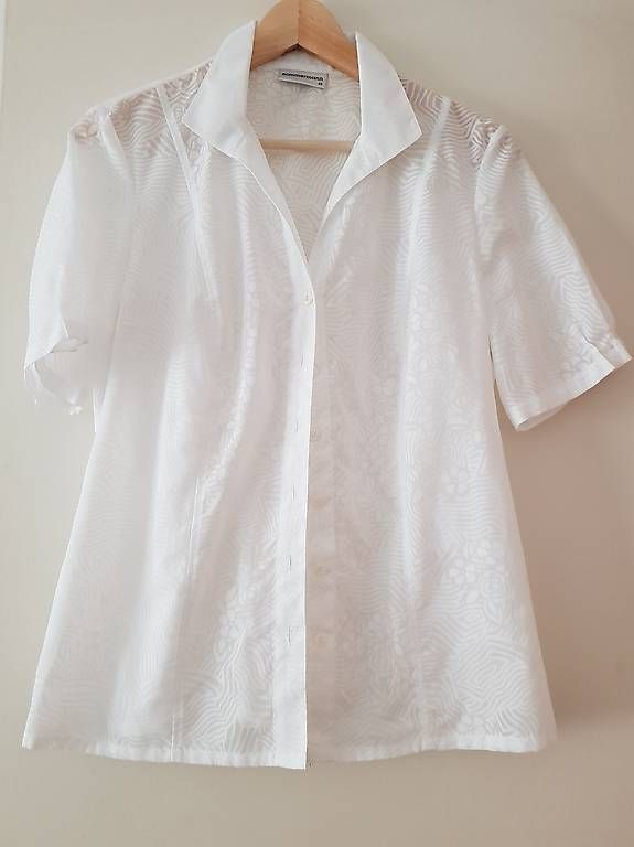 Lots de vêtements: Paket gr.L – D'occasion à Basel par raf_5kd6 3