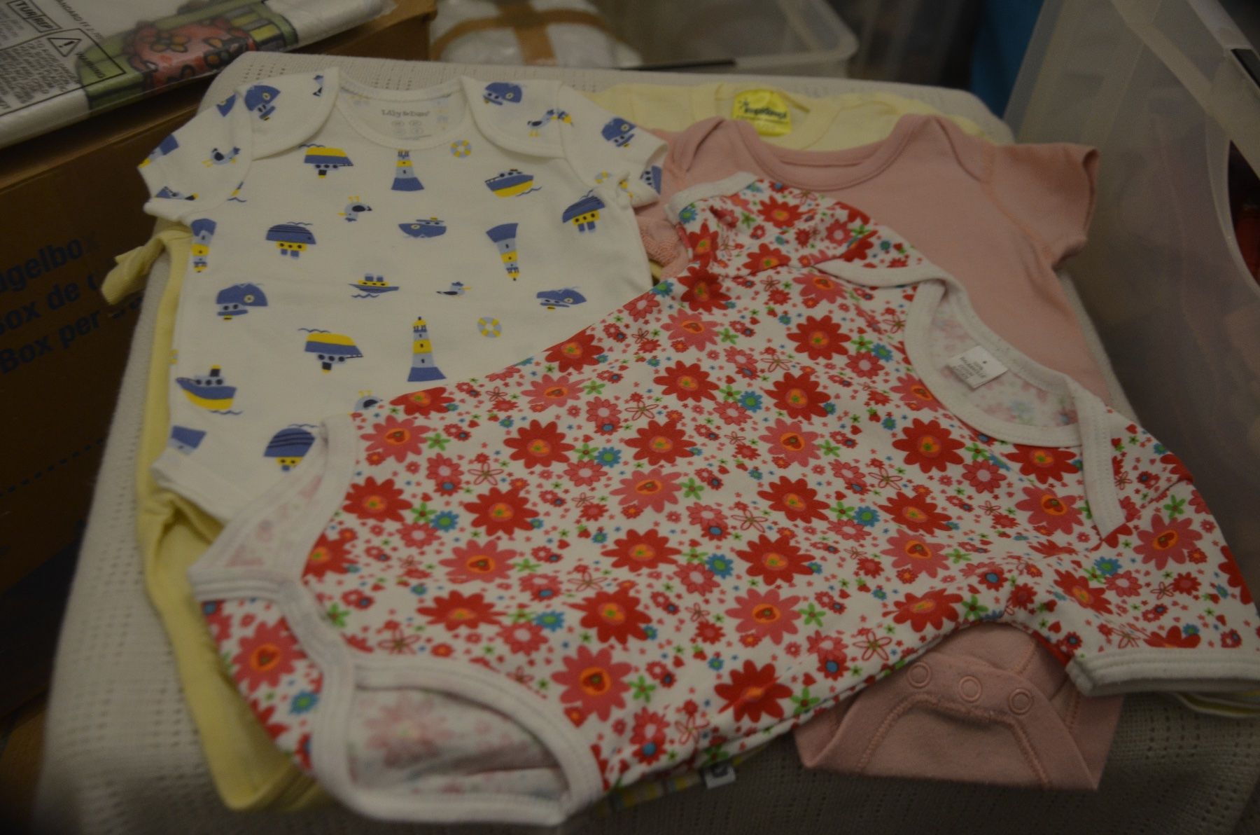 Unterwäsche: TAILLE 68 - 6 BODY – Gebraucht aus Chiasso von Dolly015 2