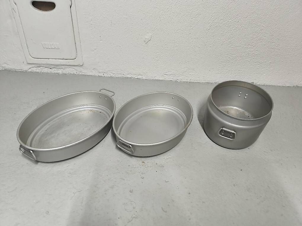 Contenitori & Simili: 3 Stk. Alu-Deckel für Armee-Eimerset – Usato da Tägerschen venduto da Nobody95