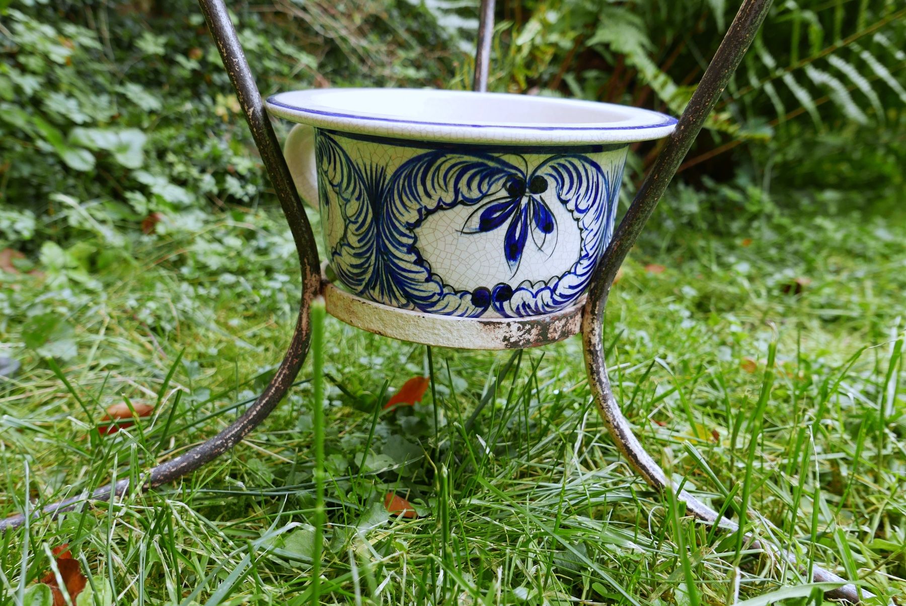 Set di piatti: Nostalgisches Waschtisch-Set mit passender Schüssel. – Usato da Baden venduto da goodkarma 1