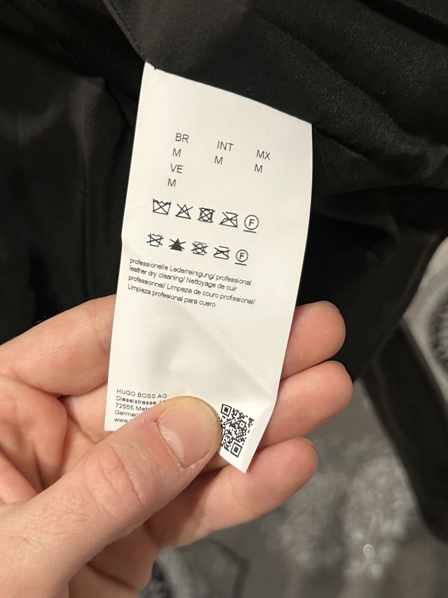 Hugo Boss Jacken: Schwarze Lederjacke Grösse M Hugo Boss – Neu (gemäss Beschreibung) aus Wilen b. Wollerau von lia_9v87 3