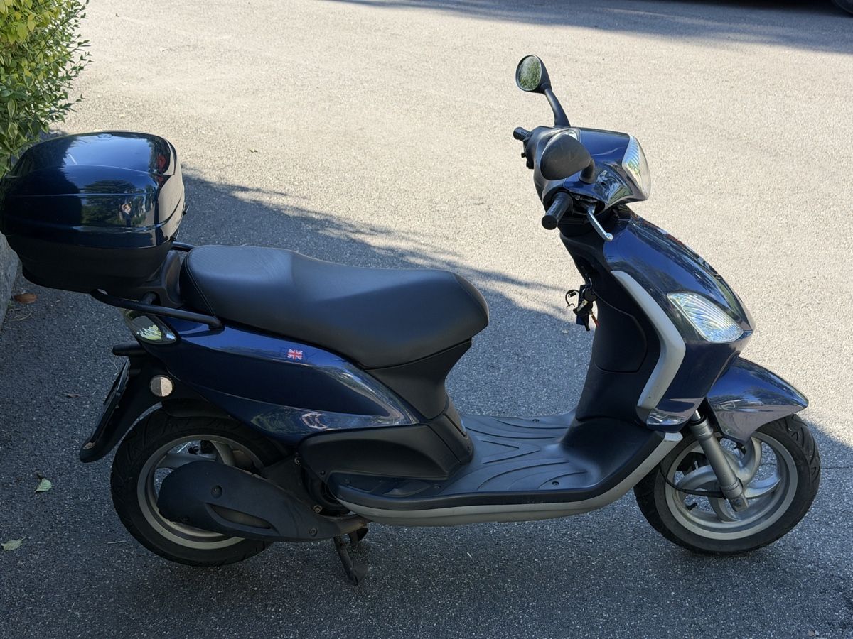 Piaggio Strasse: PIAGGIO FLY 125 Ab Mfk  – Gebraucht aus Zullwil von Autocentersalii 3
