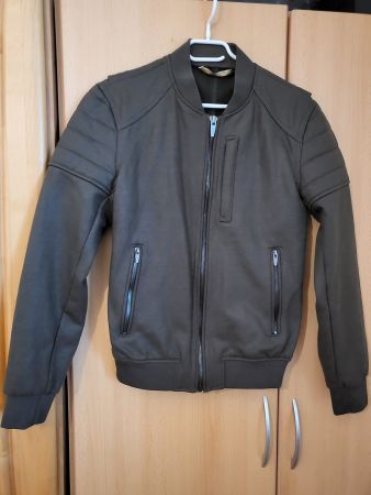 Zara Jacke