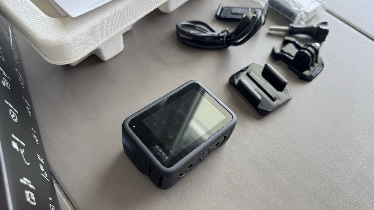 Gopro Action Cam: GoPro 11 Hero Black Action Camera – D'occasion à Wangs par purpleblau 1