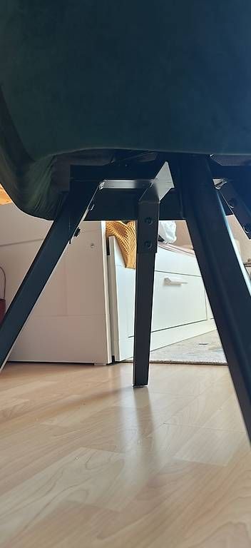 Fauteuils: Chaise en velours vert comme neuf – D'occasion à Schmitten FR par MmeCruz 4