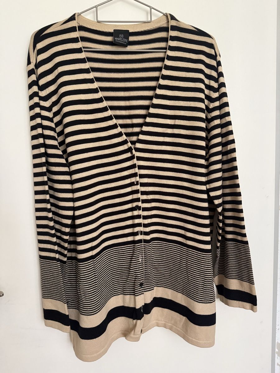 Madeleine Giacche: Madeleine Strickjacke – Nuovo (secondo la descrizione) da Abtwil SG venduto da Fcbayern1992