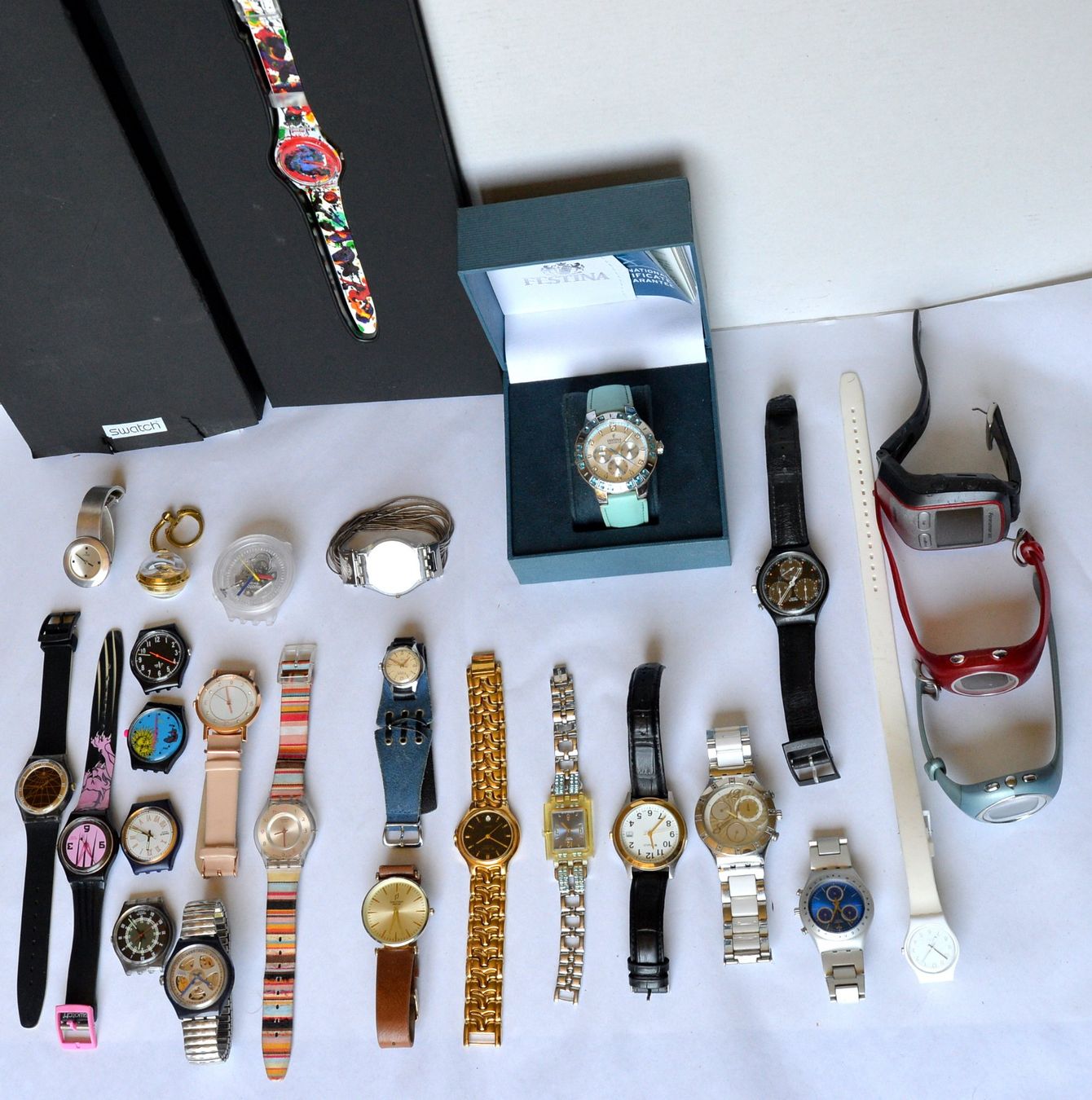 Uhren: Lot de 27 montres diverses plus ou moins défectueuses – Defekt aus Neuchâtel von Neuchatel 9