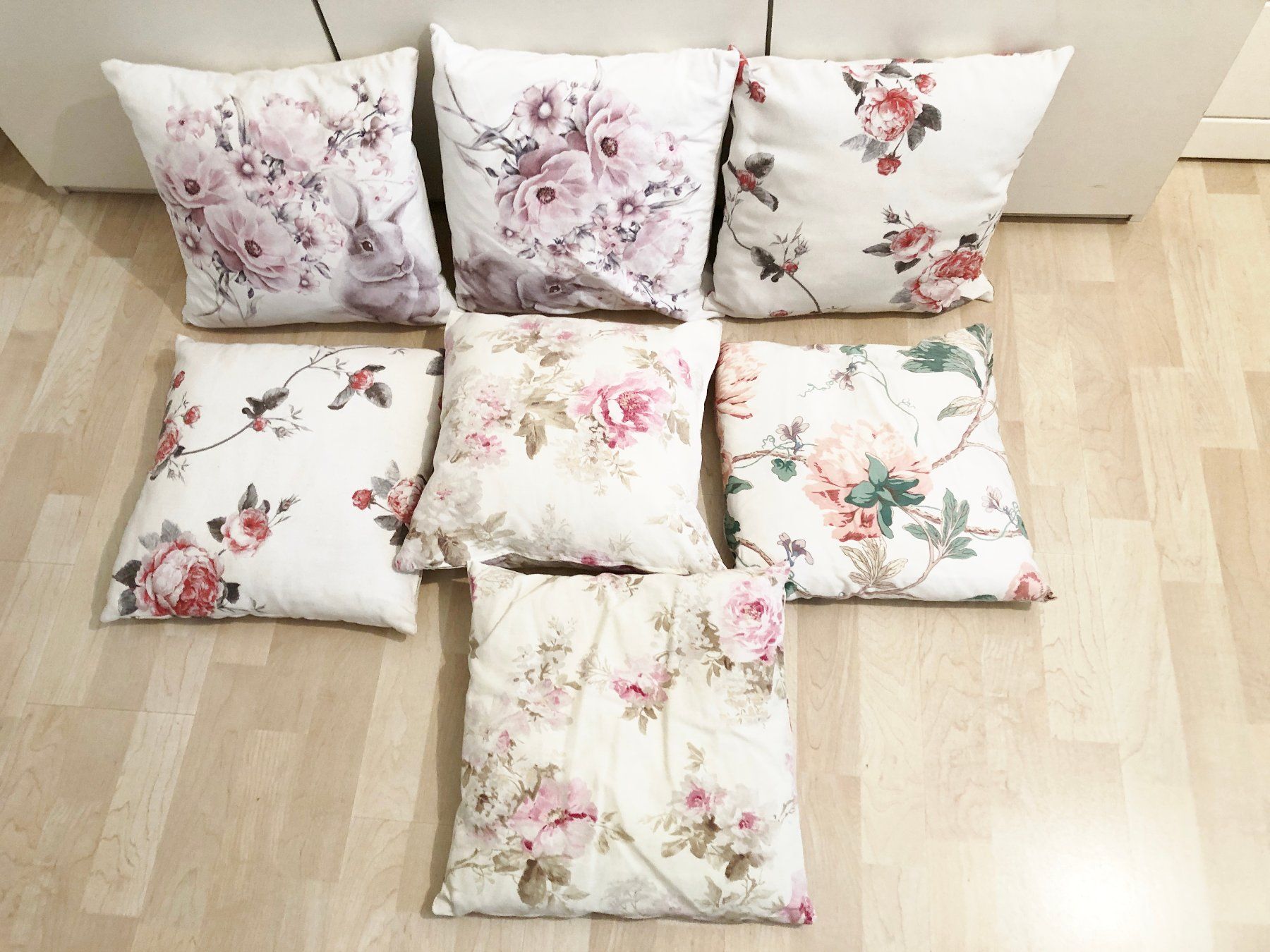 Coussins: Dekokissen - Preis pro Stück – Neuf (Voir description) à Glattbrugg par Ariel012
