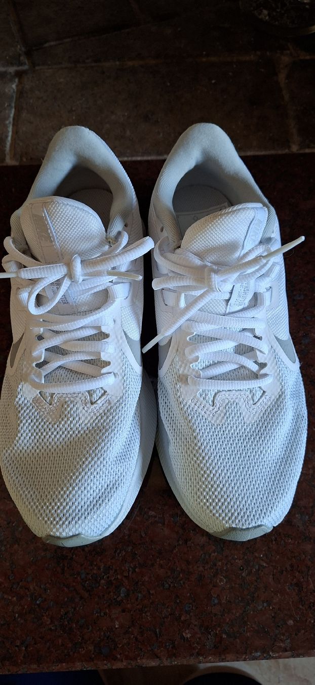 Nike Herrenschuhe: nike running shoes – Gebraucht aus Camignolo von Hakunamat5