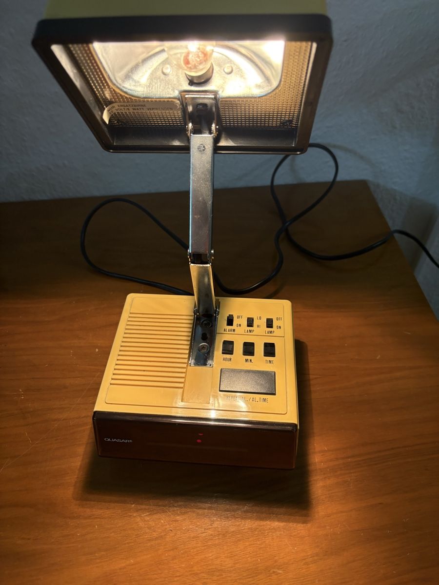 Sveglie: Réveil vintage Quasar – Usato da petit lancy venduto da FerreiraLuis 2