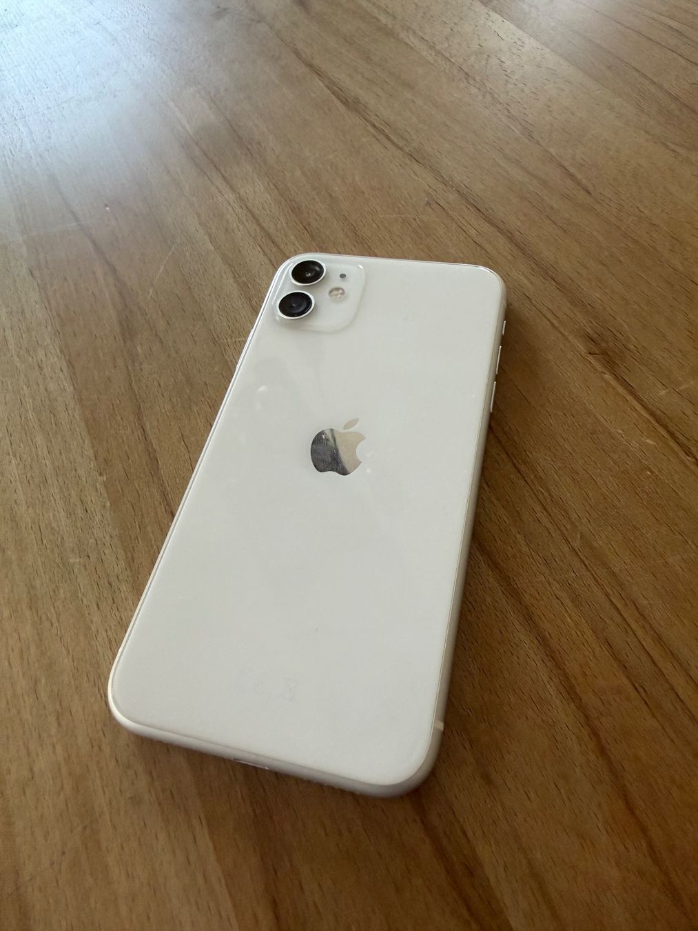 Apple Portables: iPhone 11 128Gb – D'occasion à Rafz par Amhof 1