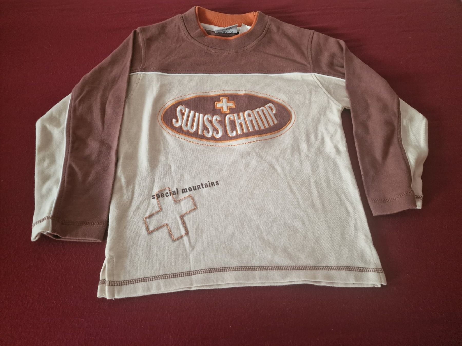 Pulls et sweat-shirts: Sweat-Shirt Gr. 116 – Neuf (Voir description) à Zürich par Gabced