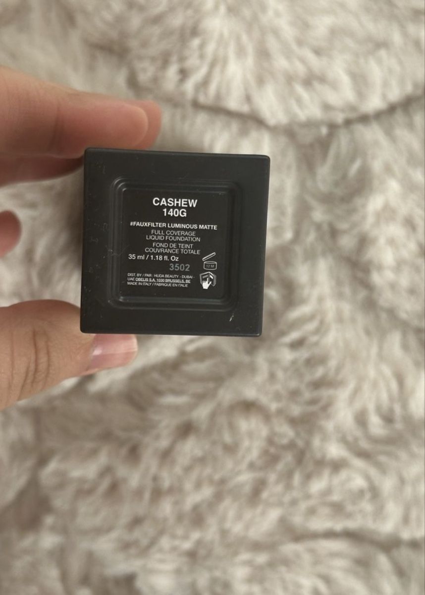 Huda Beauty Make-up: Huda Beauty Foxfilter Luminous Matte Foundation NEU – Neu und originalverpackt aus Selzach von fjo_m8q7 3