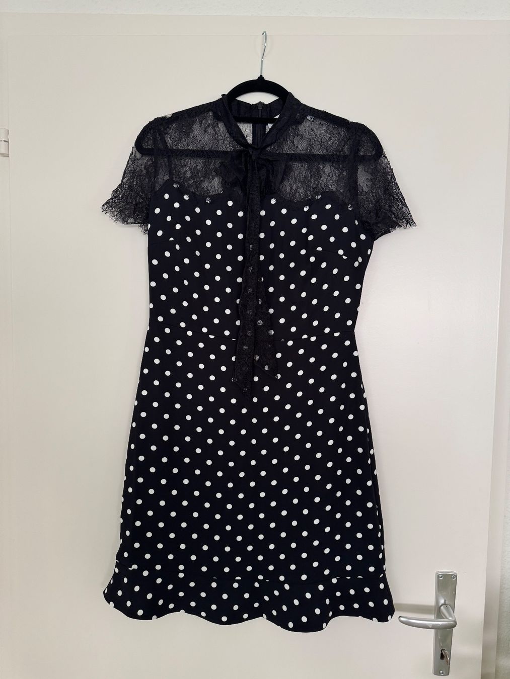 Sandro Vestiti: DRESS SANDRO BLACK SIZE 3 – Nuovo (secondo la descrizione) da Zollikon venduto da Marsat25
