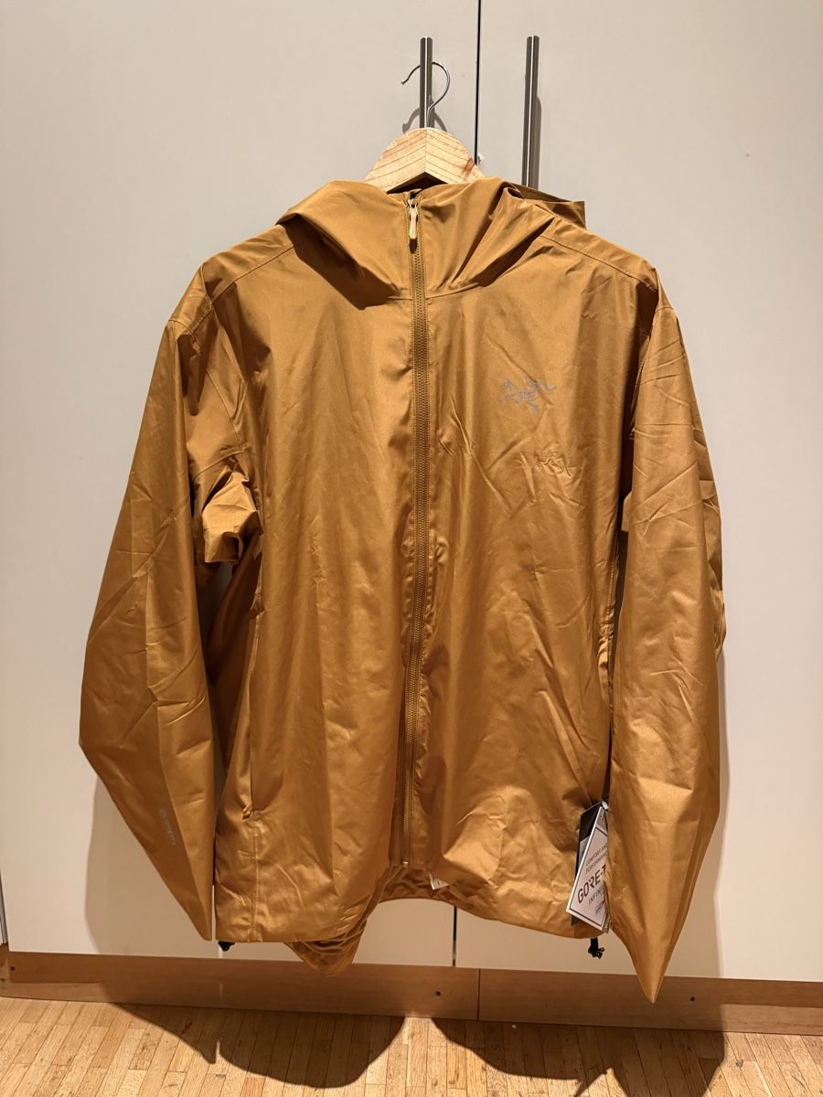 Arcteryx Vestes: Arcteryx Jacket Mustard – Neuf avec emballage d'origine à Genève par SG_73