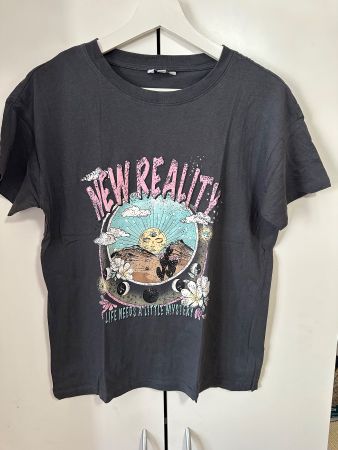 Damen T-Shirt Clockhouse Grösse XS dunkelgrau mit Print