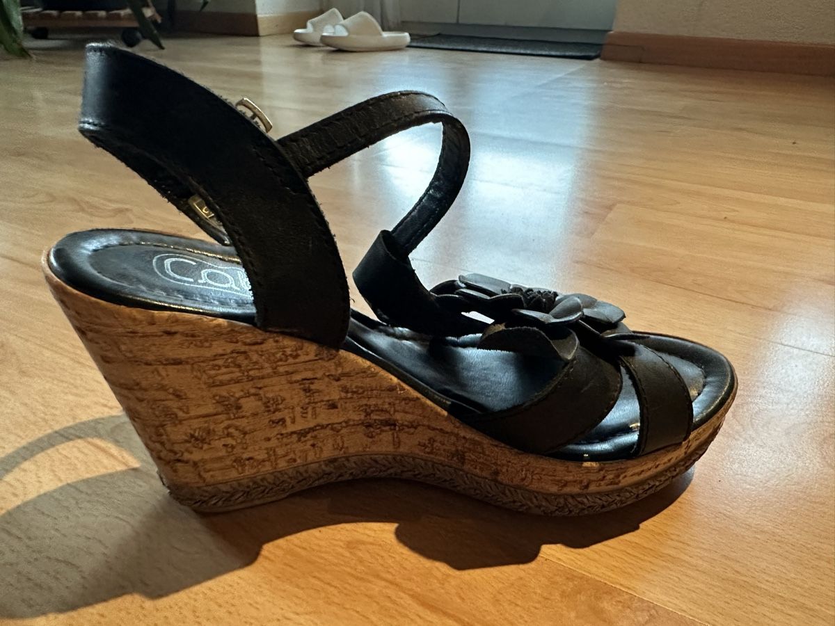 Damenschuhe: Sommerschuhe Keil – Gebraucht aus Windlach von Joice14 1